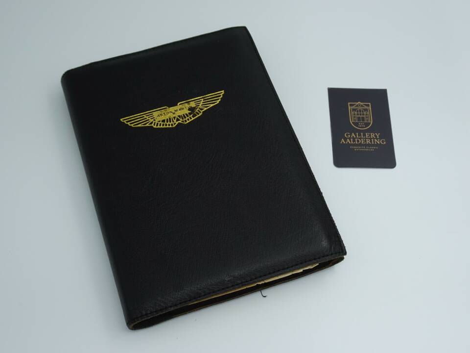 Bild 8/50 von Aston Martin V8 Volante (1982)