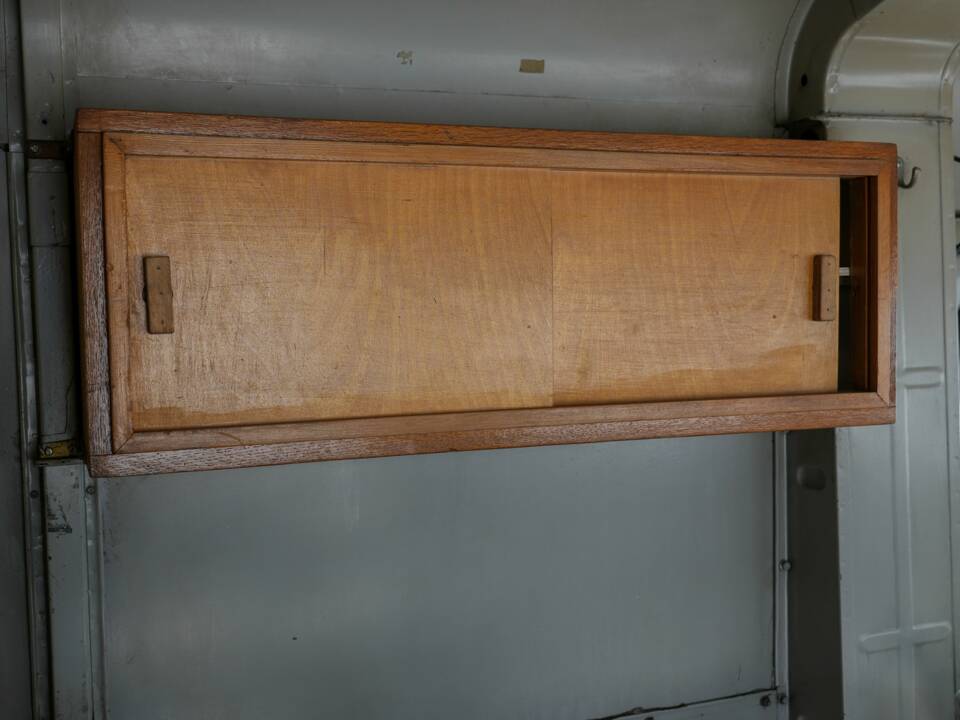 Bild 22/35 von Citroën HY (1963)