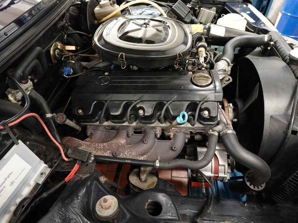 Bild 42/57 von Mercedes-Benz 230 CE (1980)