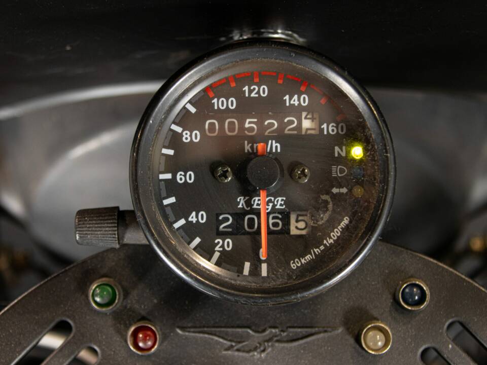 Image 47/50 of Moto Guzzi V 35 Imola II (1983)