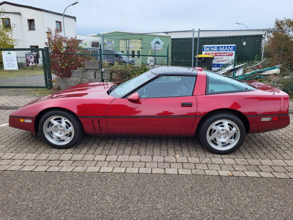 Image 3/21 de Chevrolet Corvette (1990)