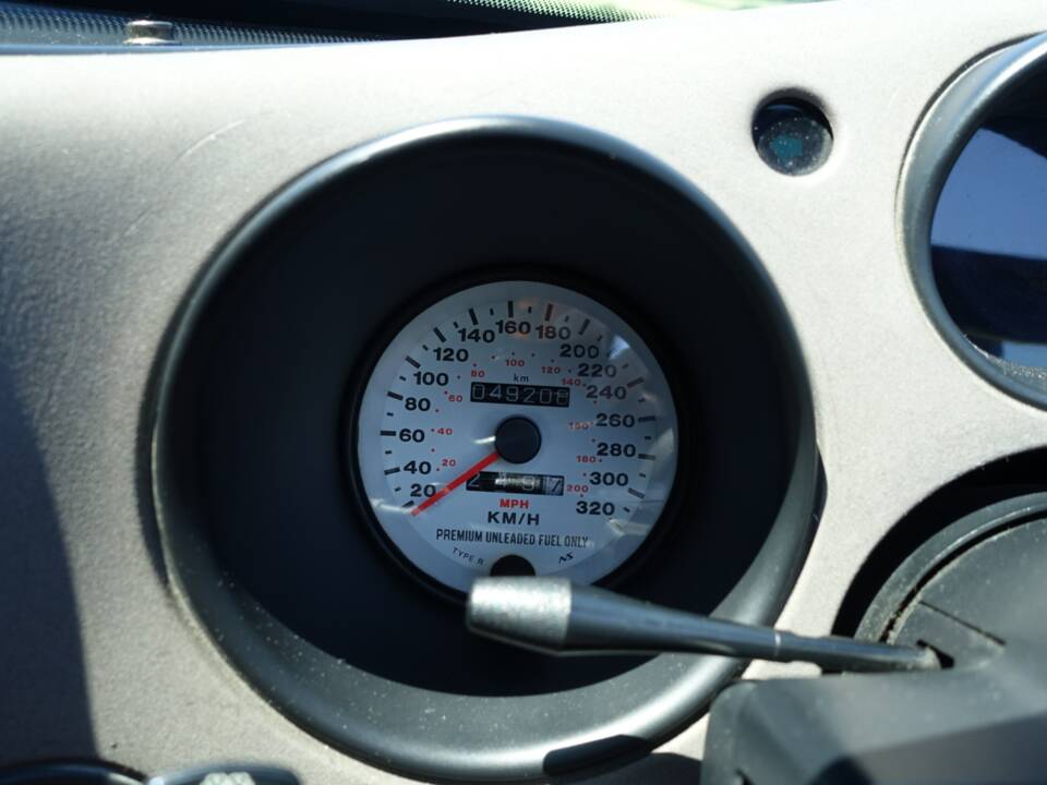 Image 33/35 of Dodge Viper RT/10 (1994)