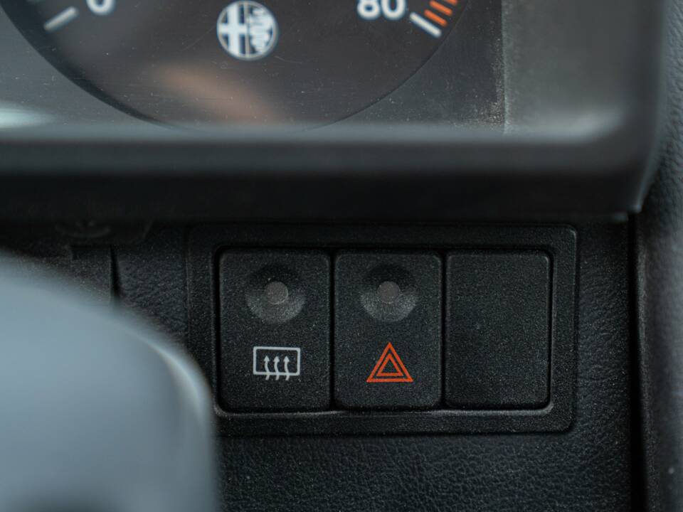 Image 38/50 of Alfa Romeo 33 - 1.3 Sportwagon 4x4 (1992)