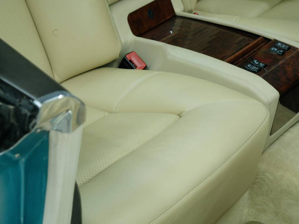 Bild 39/50 von Mercedes-Benz 600 SEC (1993)