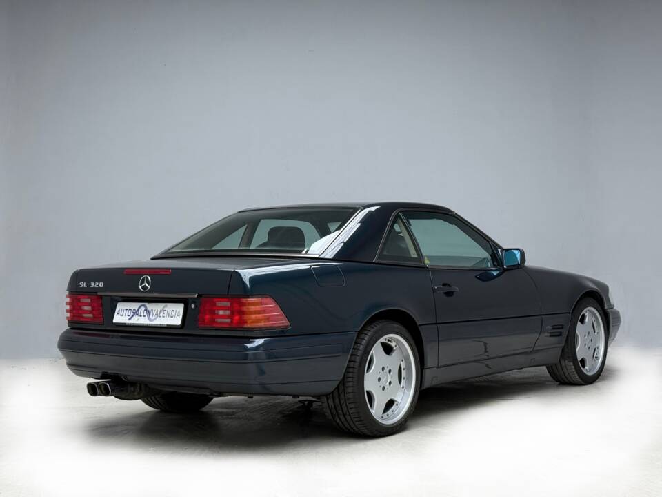 Bild 11/27 von Mercedes-Benz SL 320 (1997)