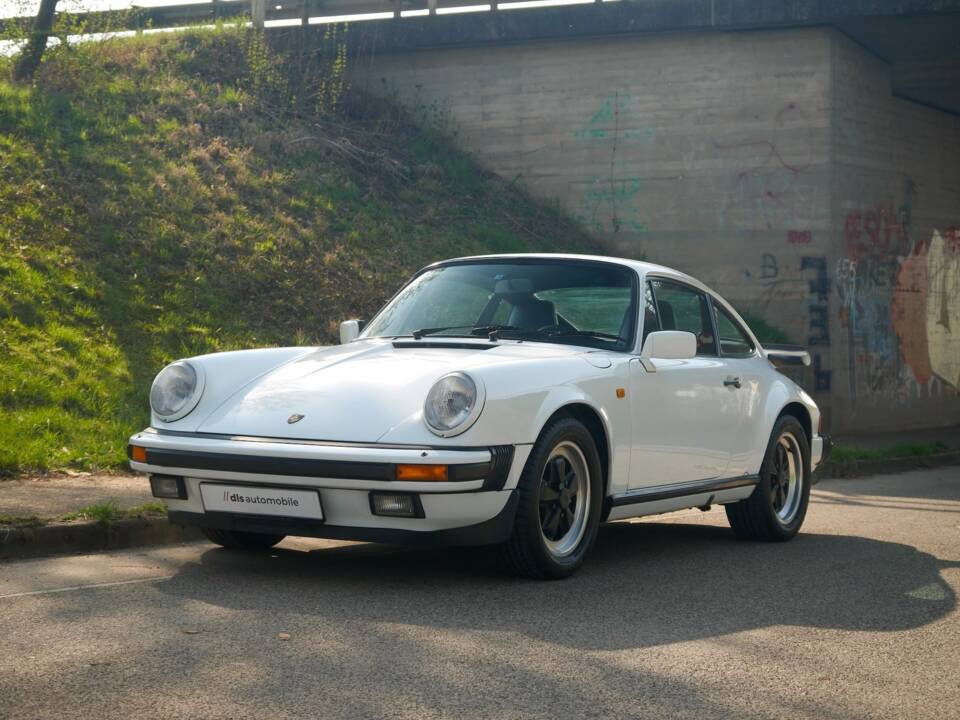 Bild 23/23 von Porsche 911 Carrera 3.2 (1985)