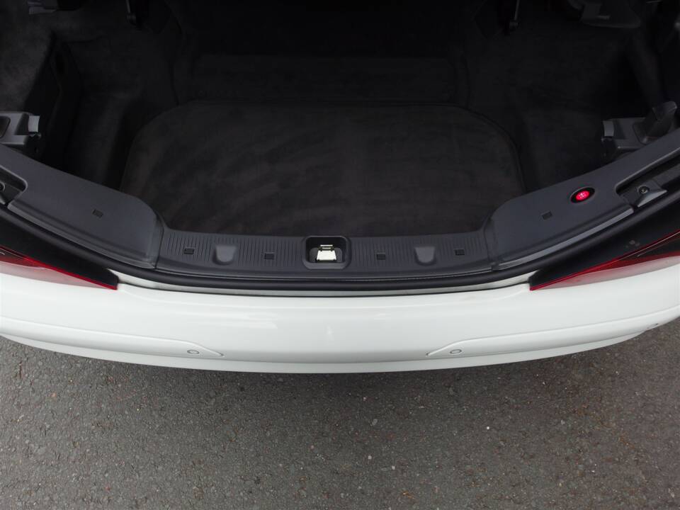 Image 72/97 de Mercedes-Benz SL 55 AMG (2003)