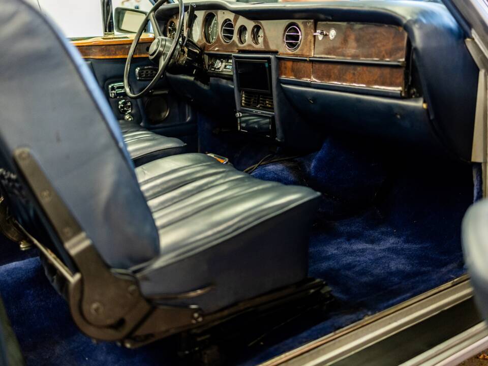 Afbeelding 31/39 van Rolls-Royce Corniche I (1976)