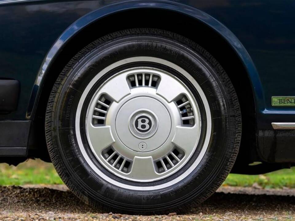 Bild 12/17 von Bentley Brooklands (1994)