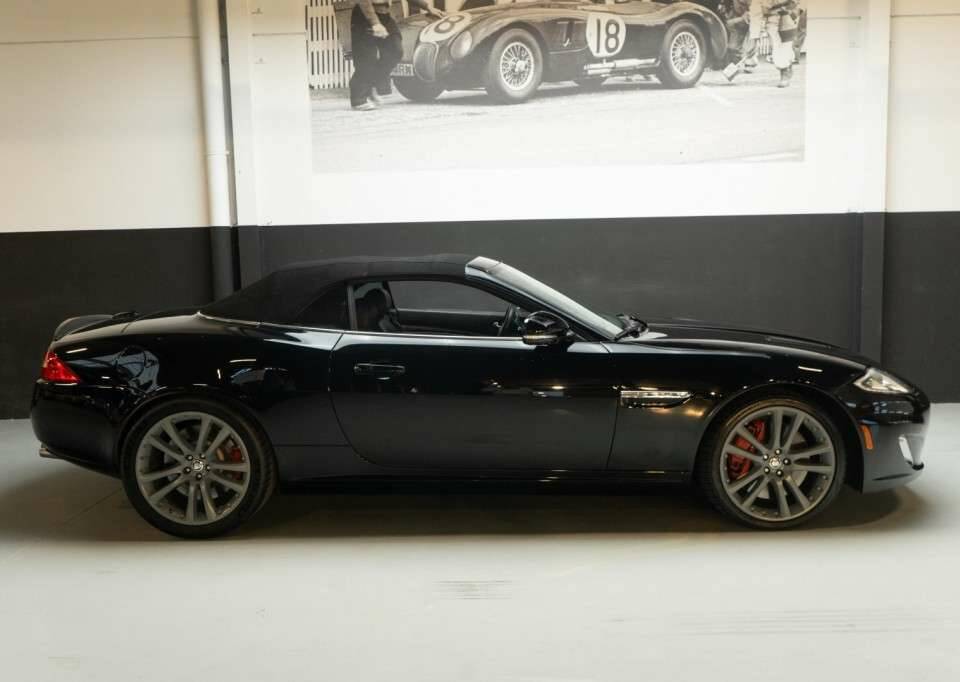 Image 4/50 of Jaguar XKR (2013)