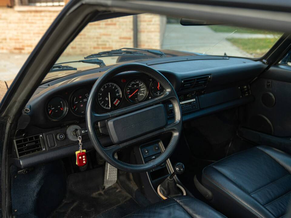 Bild 33/50 von Porsche 911 Carrera 3.2 (1989)
