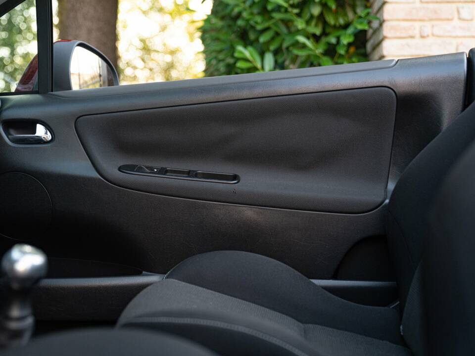 Image 39/50 of Peugeot 207 CC 1.6 VTi (2008)