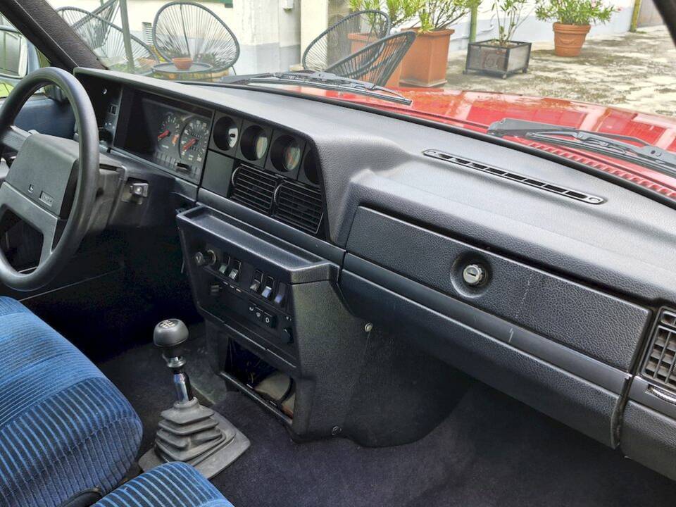 Bild 29/48 von Volvo 245 Super Polar (1992)