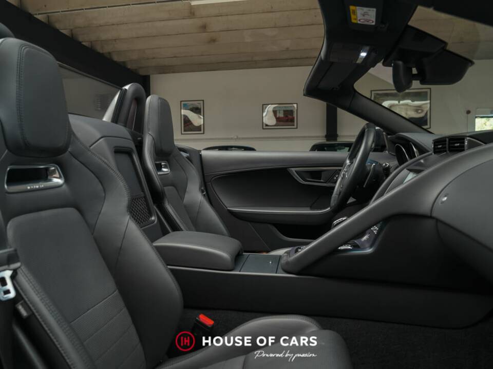 Afbeelding 19/25 van Jaguar F-Type (2018)