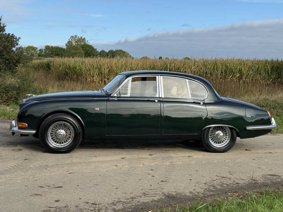 Bild 8/22 von Jaguar S-Type 3.8 (1968)