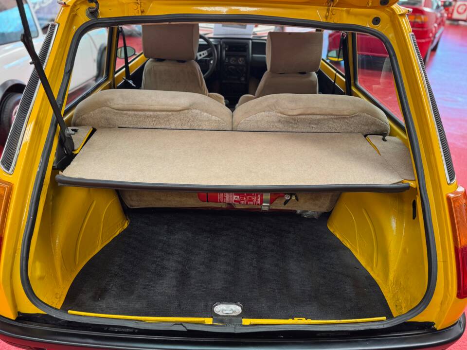 Image 16/34 of Renault R 5 Alpine Turbo (1981)