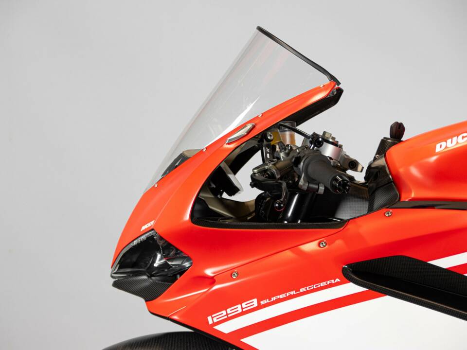 Bild 26/50 von Ducati DUMMY (2018)