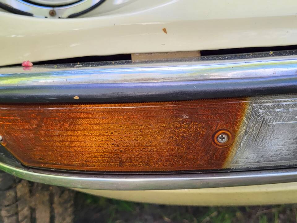 Image 19/37 of Alfa Romeo Spider Veloce 2000 (1982)