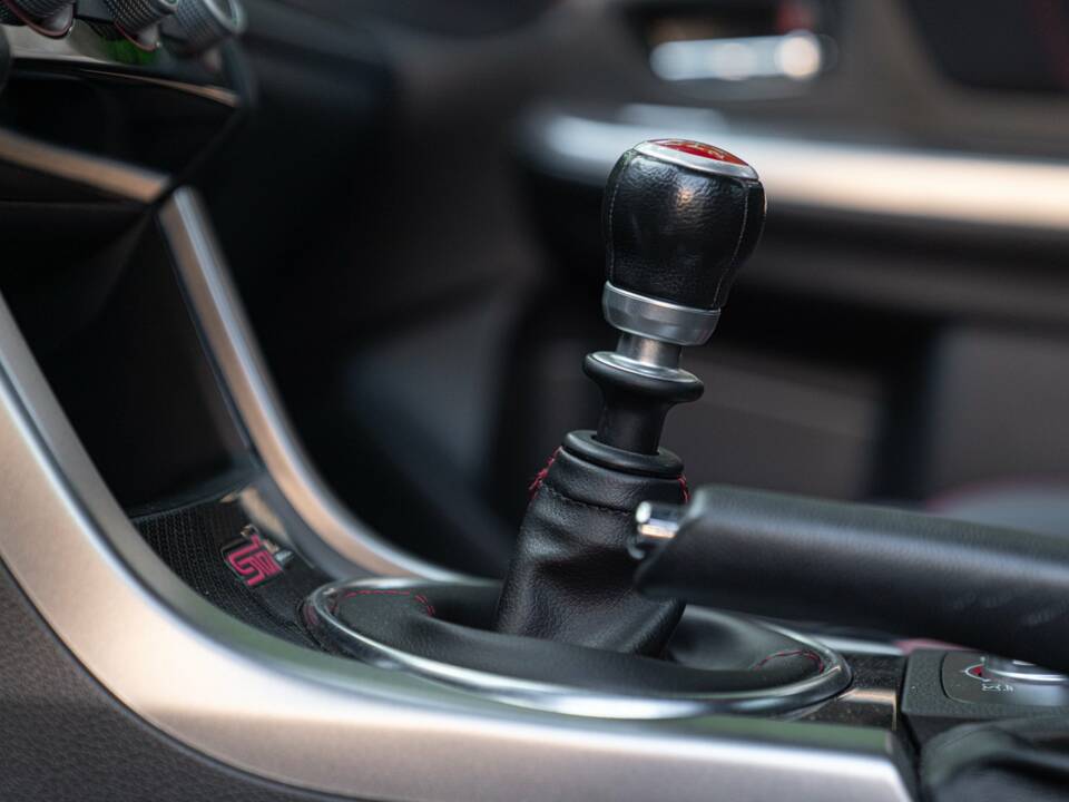 Image 44/50 of Subaru Impreza WRX STi (2016)