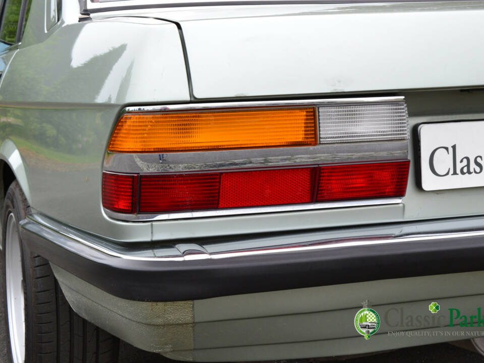 Image 36/50 of BMW 525i (1983)