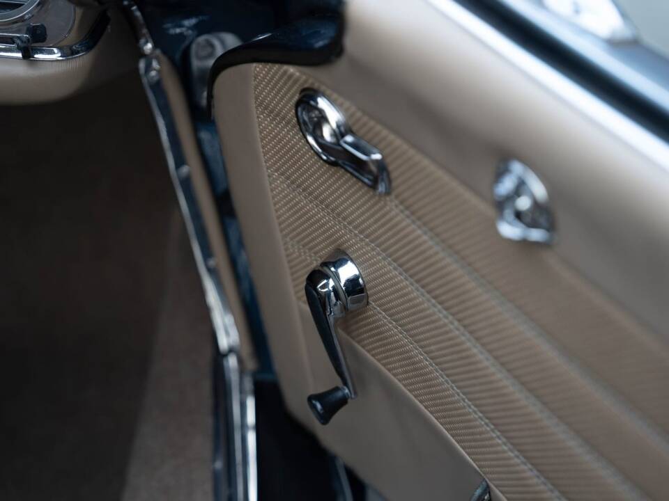 Immagine 50/93 di Mercedes-Benz 230 SL (1965)