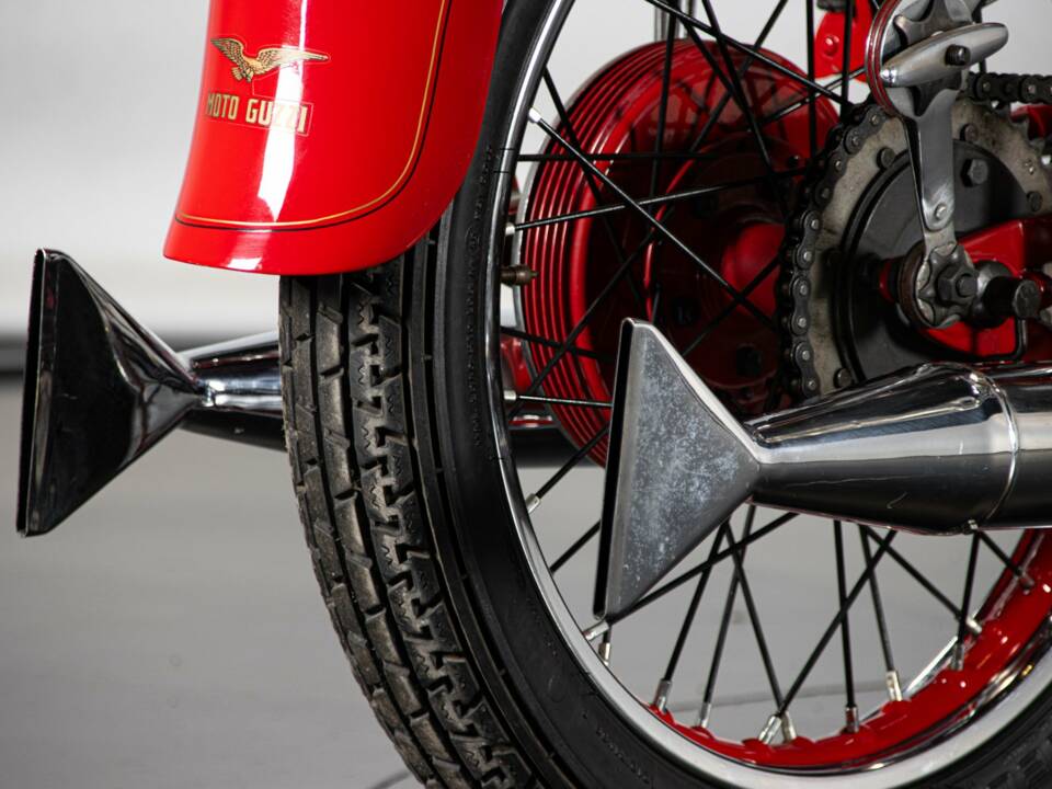 Image 11/50 of Moto Guzzi GTW 500 (1939)