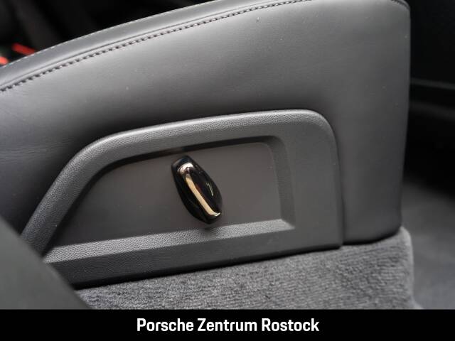 Imagen 22/35 de Porsche Cayenne Coupé E-Hybrid (1900)