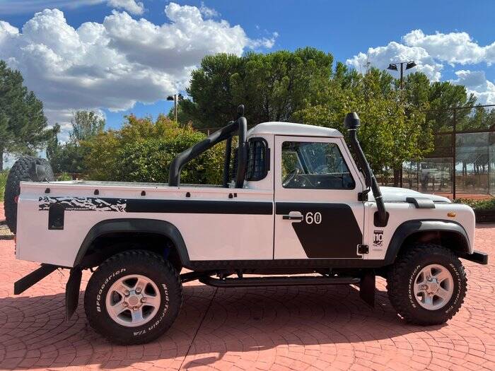 Immagine 6/7 di Land Rover Defender 110 (1996)