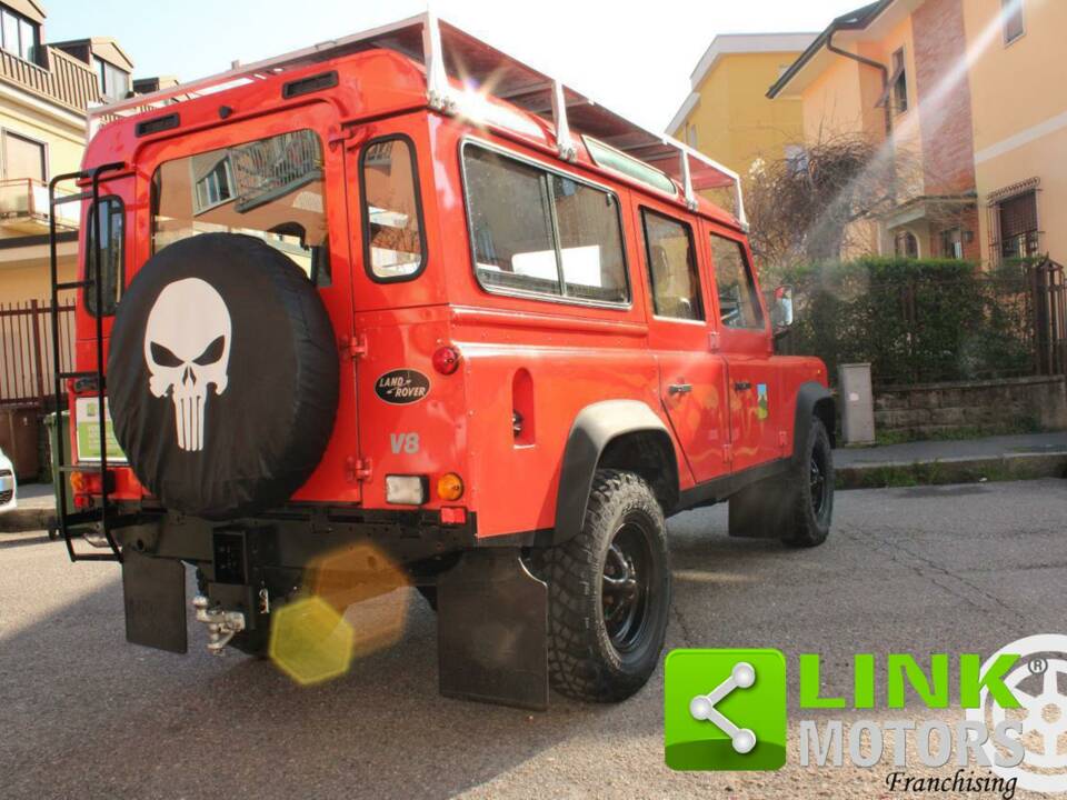 Bild 3/10 von Land Rover Defender 110 (1990)