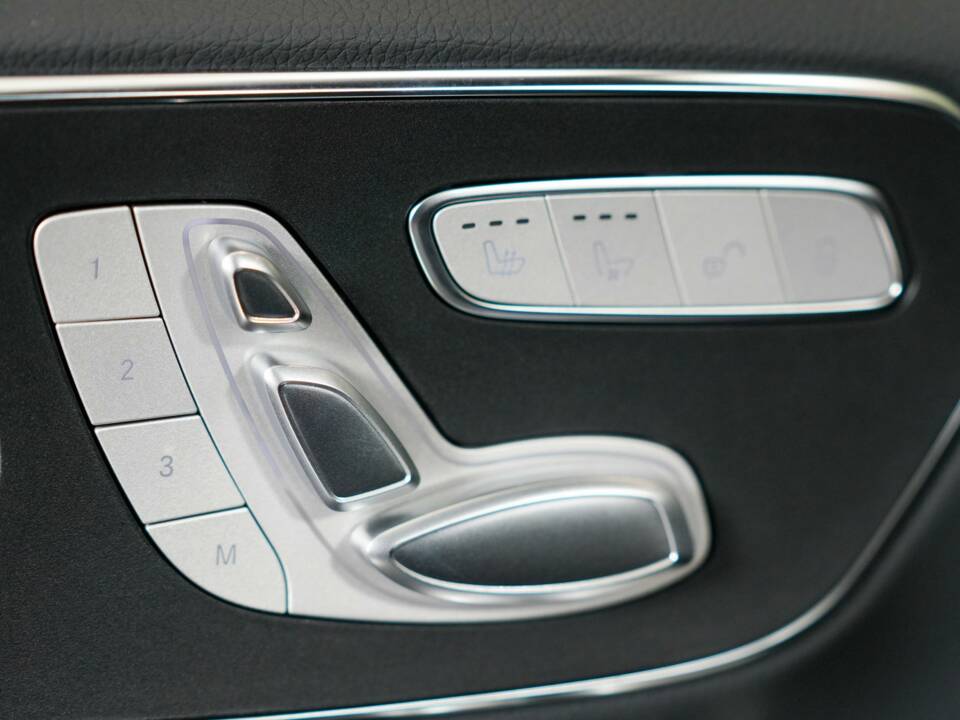 Image 10/50 de Mercedes-Benz V 300 d (2025)