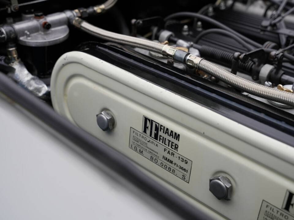 Bild 23/50 von Lamborghini Islero 400 GT (2+2) (1969)