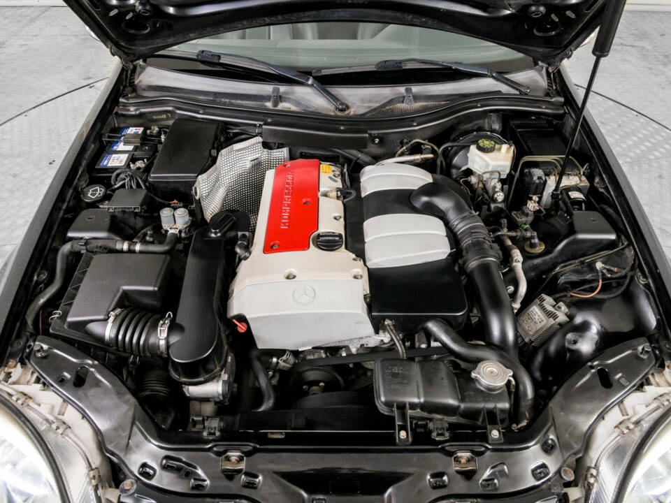 Image 42/50 of Mercedes-Benz SLK 200 Kompressor (2001)