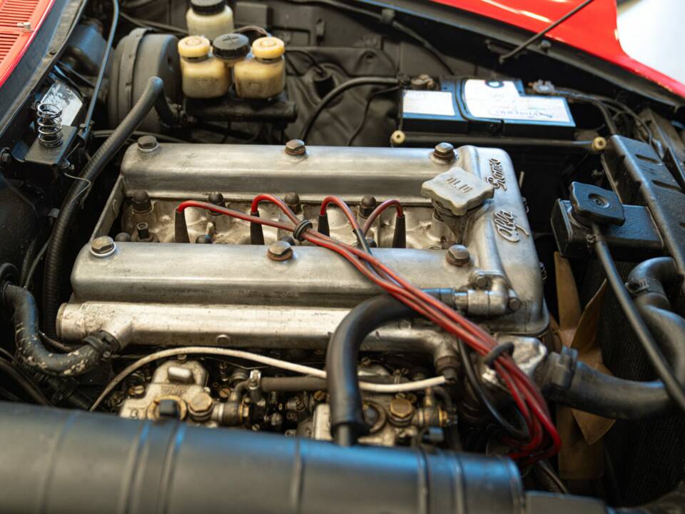 Image 47/50 of Alfa Romeo 1600 Spider (1972)