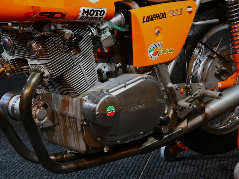Image 8/56 of Laverda DUMMY (1970)