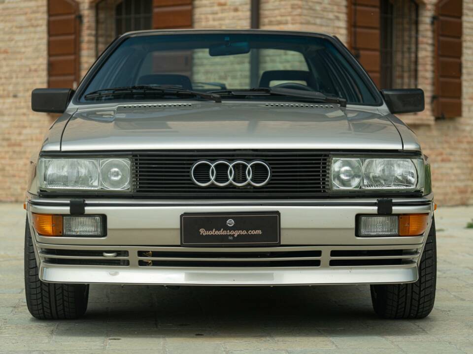 Immagine 3/50 di Audi quattro (1985)
