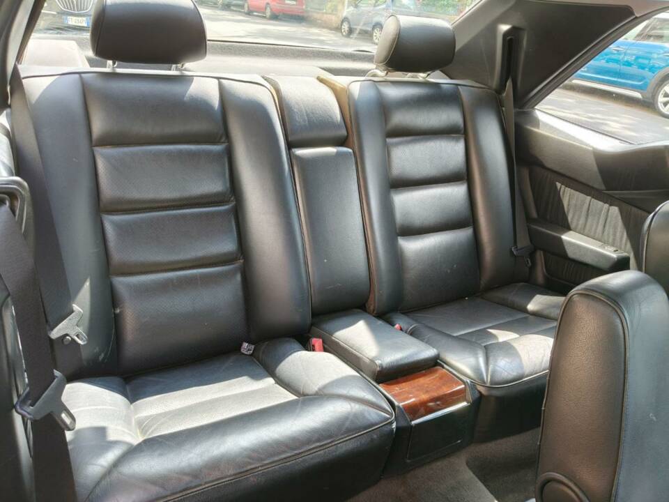 Bild 8/35 von Mercedes-Benz E 200 (1995)
