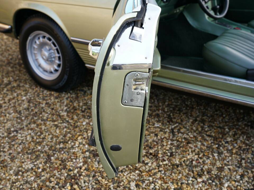 Imagen 43/50 de Mercedes-Benz 450 SL (1973)