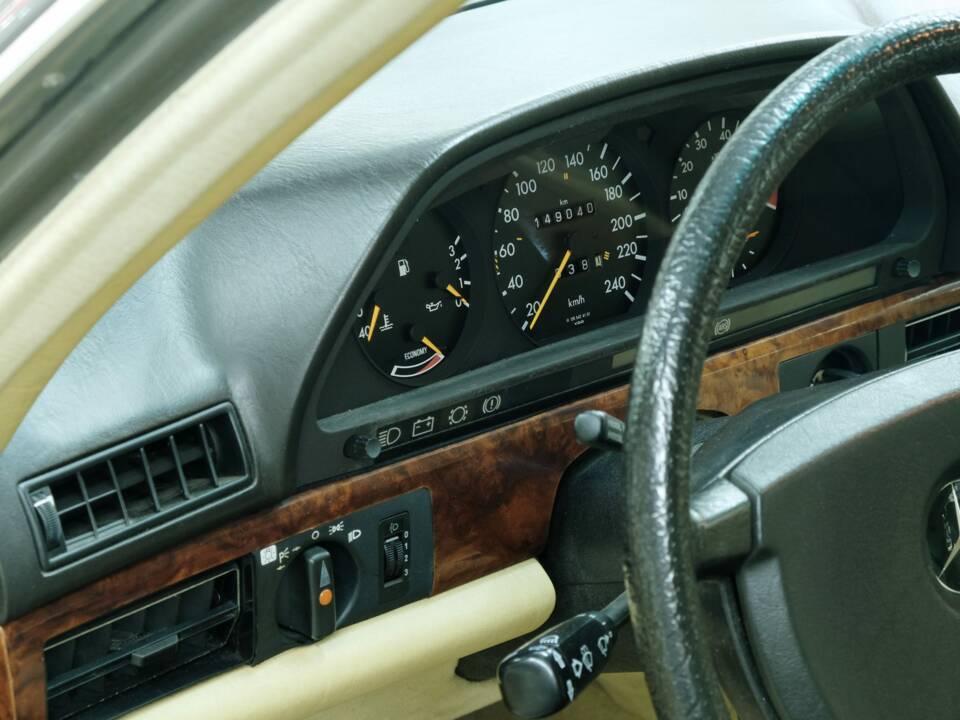 Bild 39/50 von Mercedes-Benz 500 SEL (1983)