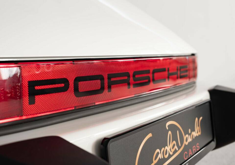Bild 14/30 von Porsche 911 Carrera 3.2 (1987)
