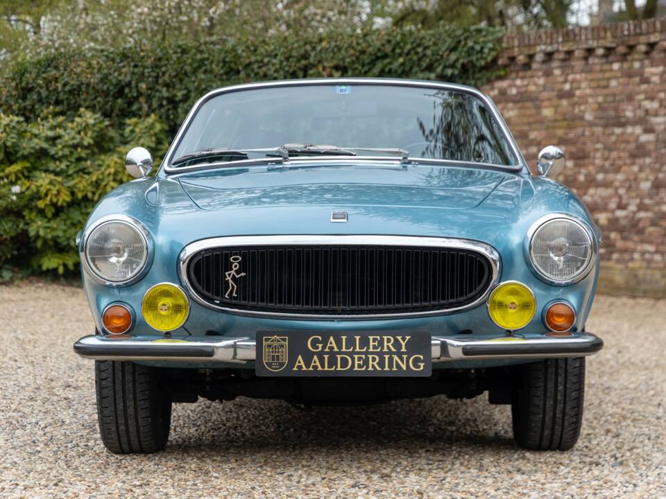 Image 5/50 of Volvo 1800 ES (1972)