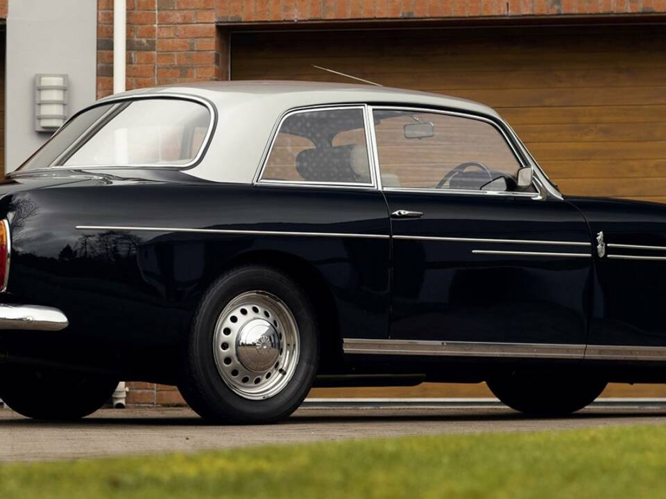 Image 10/50 of Bristol 409 (1967)