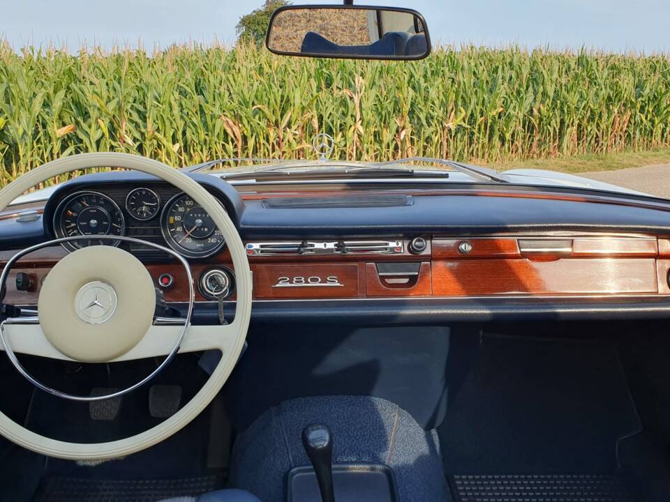 Imagen 10/19 de Mercedes-Benz 280 S (1972)