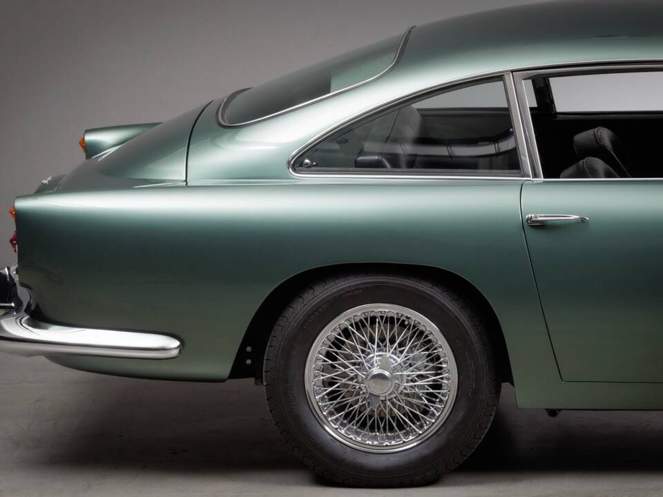 Image 5/26 de Aston Martin DB 4 Vantage (1962)