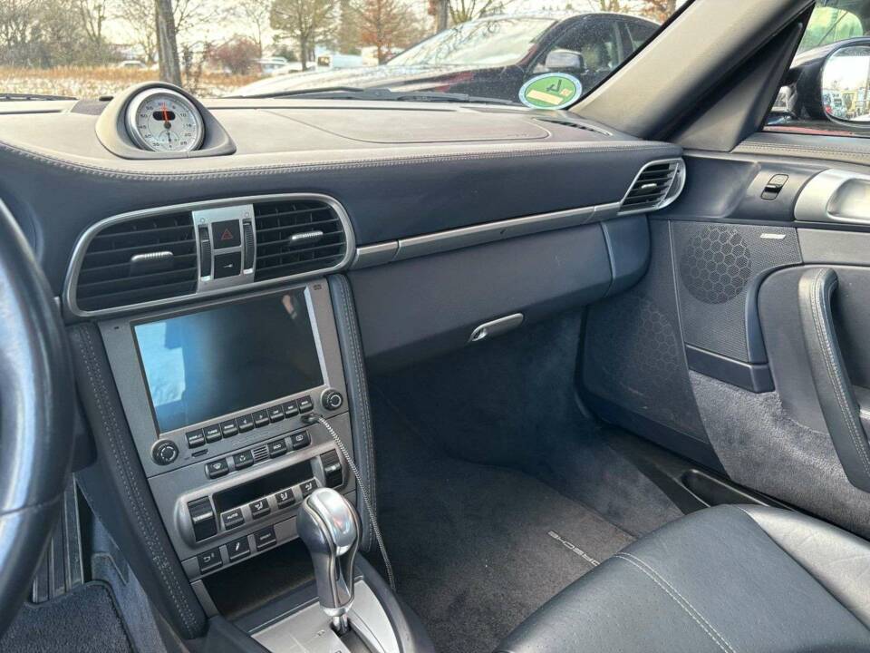 Bild 14/17 von Porsche 911 Turbo (2007)