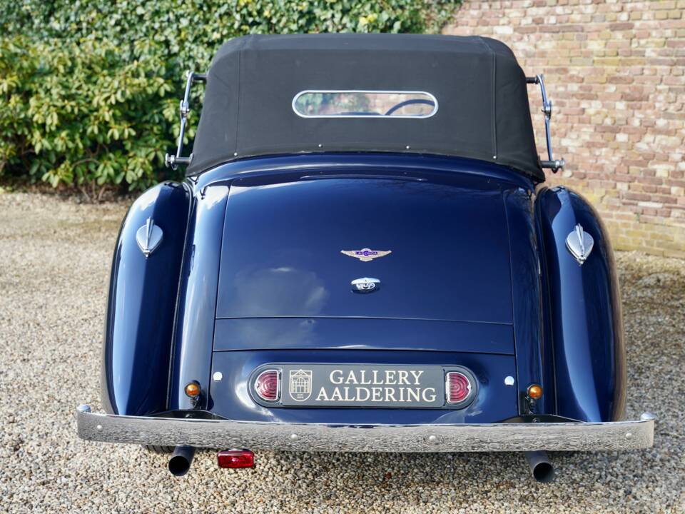 Image 8/50 of Lagonda LG 6 (1939)