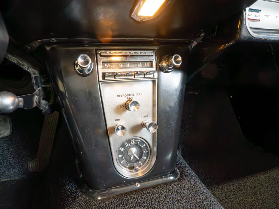 Bild 18/26 von Chevrolet Corvette (1962)