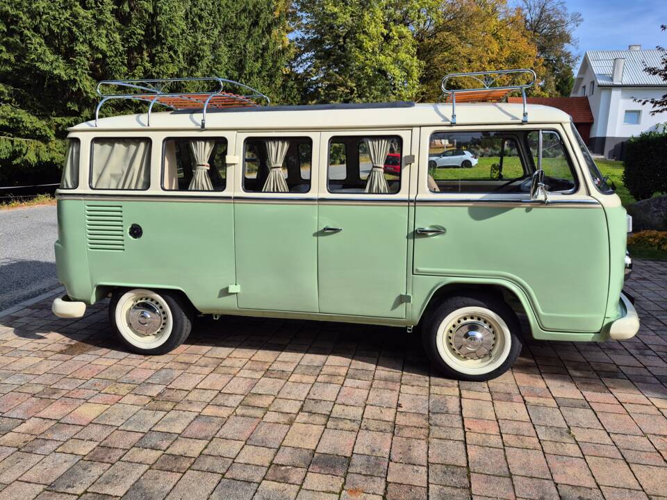 Image 3/30 de Volkswagen T2 Brasil Camper (1982)