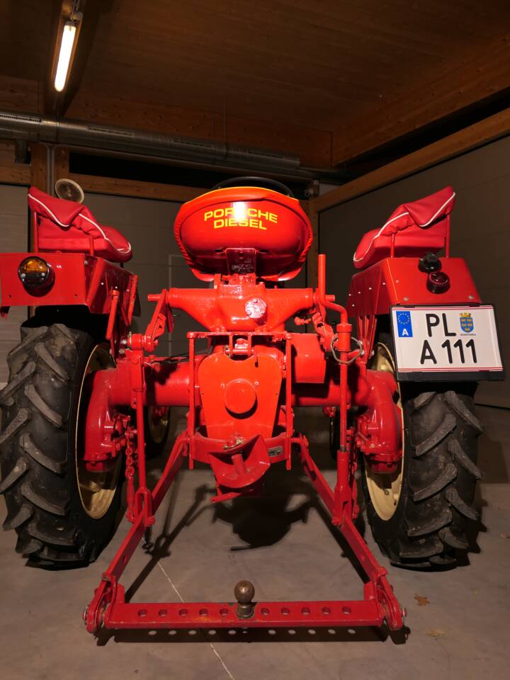 Afbeelding 34/50 van Porsche-Diesel Junior A111 (1957)