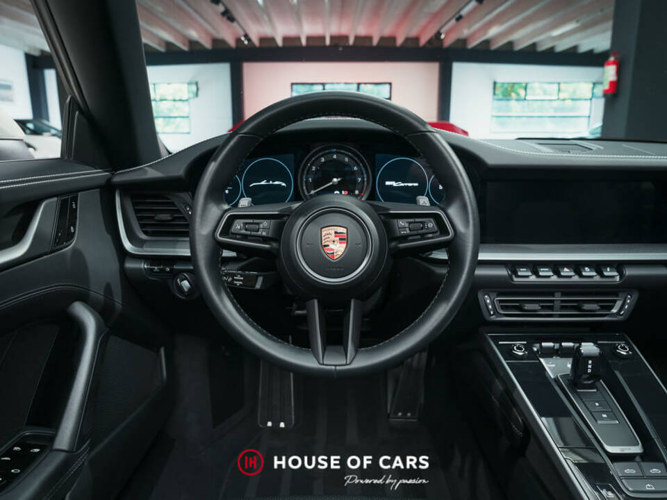 Immagine 16/23 di Porsche 911 Carrera (2019)