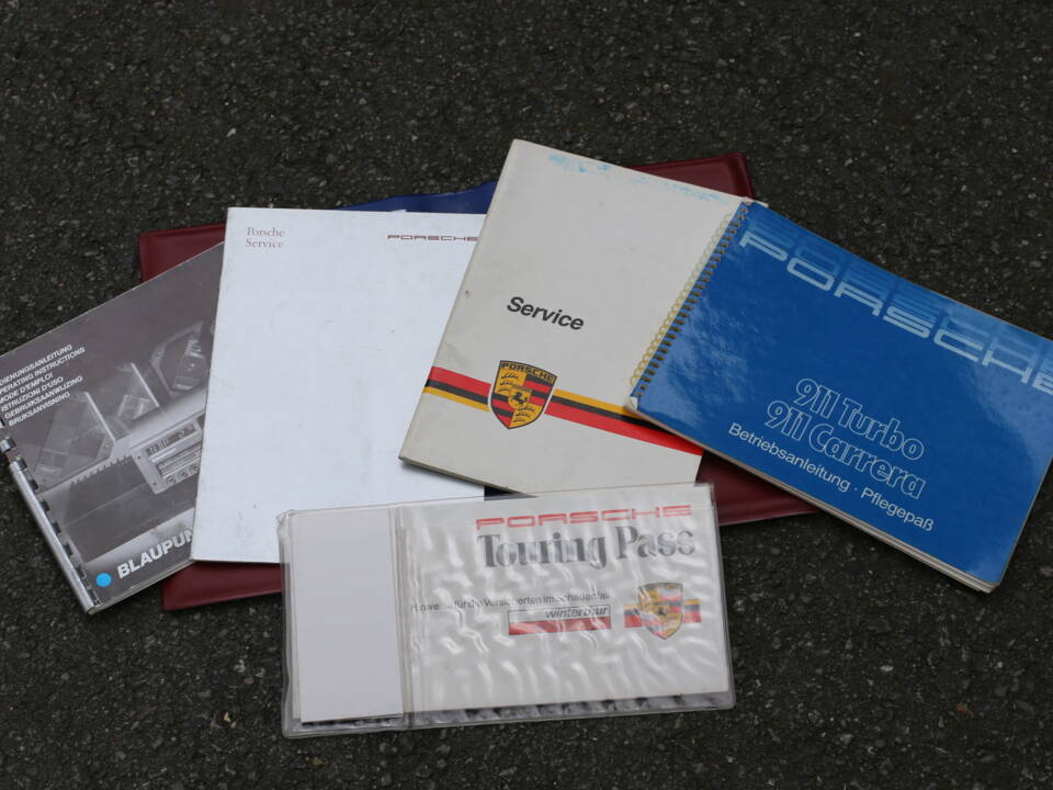 Bild 40/51 von Porsche 911 Carrera 3.2 (1984)